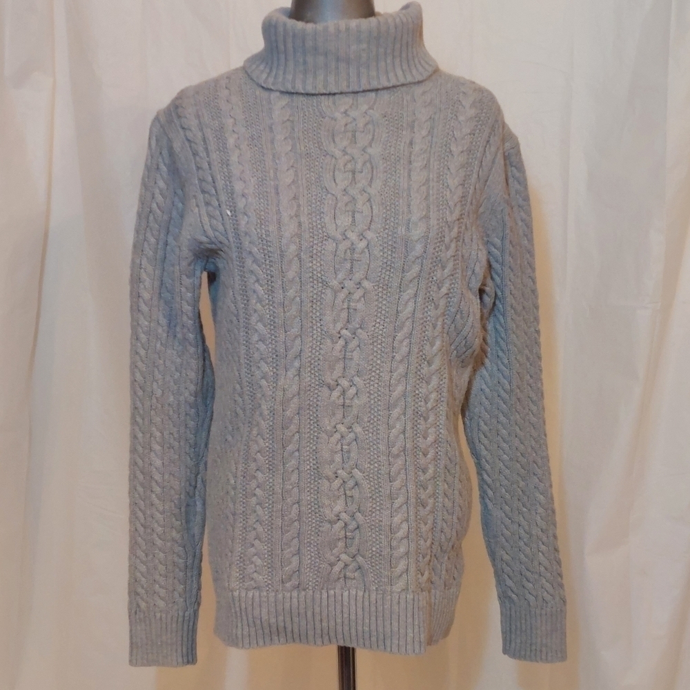 AMAZON Essentials warm gray turtleneck sweater size small